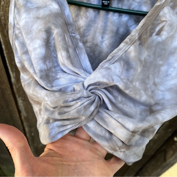 Lulu’s Fit For Life Tie Dye Reversible Crop Top Sz XS - Picture 4 of 10